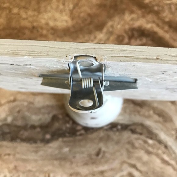 White Picture Stand/ Holder for 4x6 - Picture 4 of 6